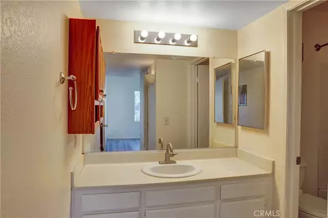 Bath - 21309 Eucalyptus, Newhall, CA 91321 photo 1 of 3
