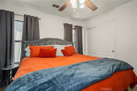 Bedroom - 3317 Vahn Ln, Lancaster, CA 93536 photo 5 of 6