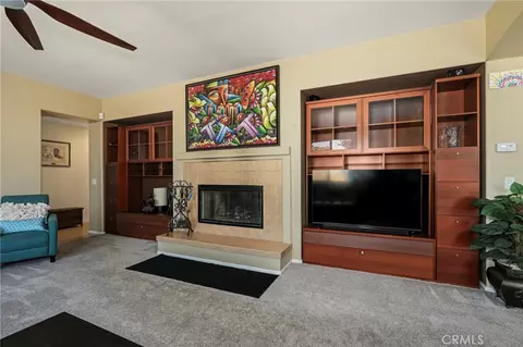 Living - 3317 Vahn Ln, Lancaster, CA 93536 photo 2 of 4