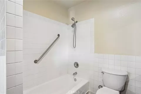 Bath - 49272 Hibiscus Dr, Morongo Valley, CA 92256 photo 3 of 3