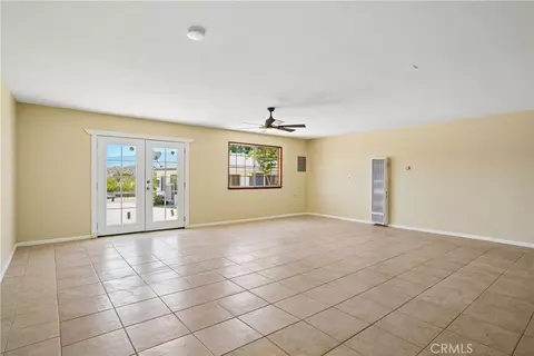 Living - 49272 Hibiscus Dr, Morongo Valley, CA 92256 photo 7 of 10