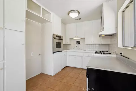 Kitchen - 49272 Hibiscus Dr, Morongo Valley, CA 92256 photo 1 of 6