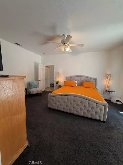 Bedroom - 17071 Tokata Rd, Apple Valley, CA 92307 photo 1 of 5