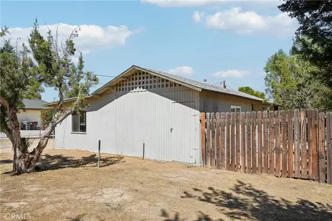 Exterior - 11618 Rosewood Ave, Morongo Valley, CA 92256 photo 4 of 9