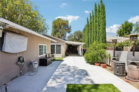 Exterior - 6616 Yolanda Ave, Reseda, CA 91335 photo 13 of 18