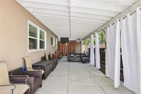 Exterior - 6616 Yolanda Ave, Reseda, CA 91335 photo 4 of 18