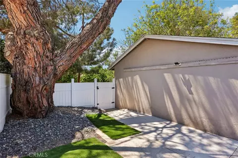Exterior - 6616 Yolanda Ave, Reseda, CA 91335 photo 18 of 18