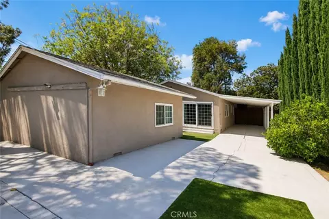 Exterior - 6616 Yolanda Ave, Reseda, CA 91335 photo 14 of 18