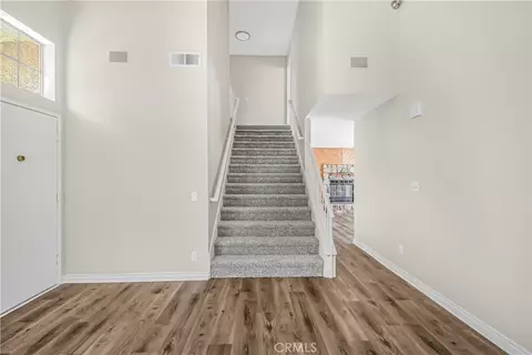 Entry Way - 28041 Concord Ave, Castaic, CA 91384 photo 2 of 8