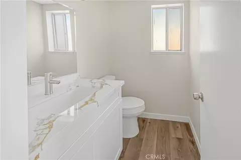 Bath - 28041 Concord Ave, Castaic, CA 91384 photo 2 of 8