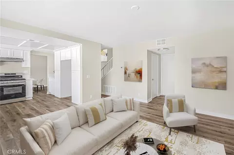 Living - 28041 Concord Ave, Castaic, CA 91384 photo 18 of 19