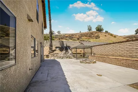 Exterior - 28041 Concord Ave, Castaic, CA 91384 photo 5 of 12