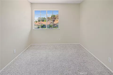 Bedroom - 28041 Concord Ave, Castaic, CA 91384 photo 6 of 10