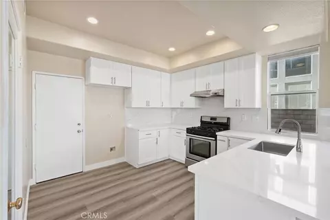 Kitchen - 6223 Tangelo Pl, Simi Valley, CA 93063 photo 1 of 4