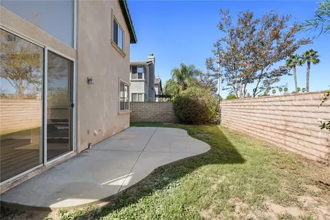 Exterior - 6223 Tangelo Pl, Simi Valley, CA 93063 photo 2 of 8