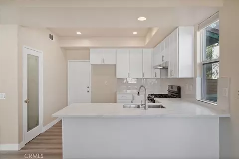Kitchen - 6223 Tangelo Pl, Simi Valley, CA 93063 photo 4 of 4