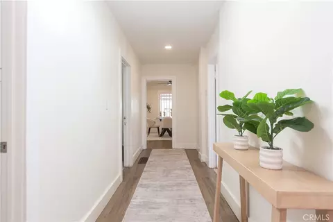Entry Way - 1595 Bancroft Way, Pasadena, CA 91103 photo 1 of 1