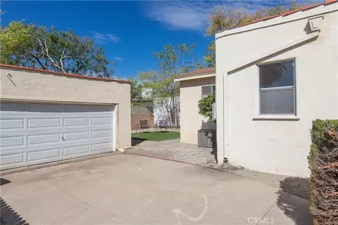 Exterior - 1595 Bancroft Way, Pasadena, CA 91103 photo 4 of 7