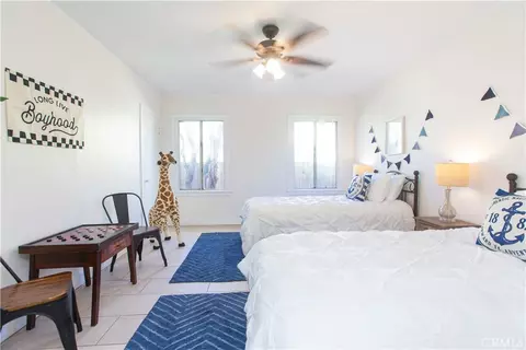 Bedroom - 1595 Bancroft Way, Pasadena, CA 91103 photo 5 of 6