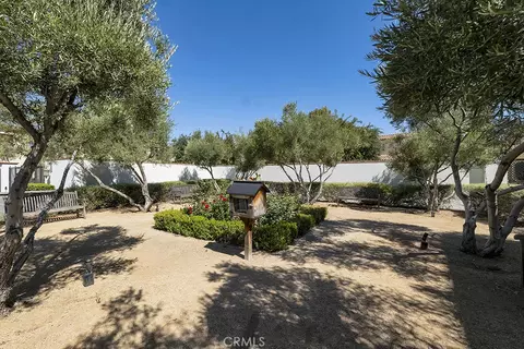 Exterior - 21730 Bene Dr, Saugus, CA 91350 photo 16 of 17
