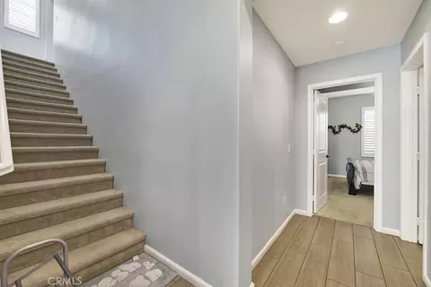 Entry Way - 21730 Bene Dr, Saugus, CA 91350 photo 3 of 5