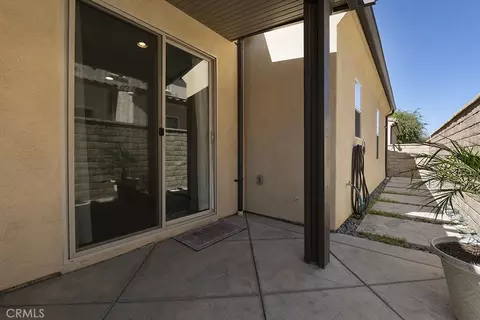 Exterior - 21730 Bene Dr, Saugus, CA 91350 photo 7 of 17