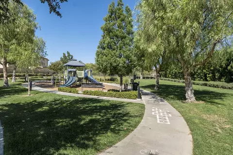 Exterior - 21730 Bene Dr, Saugus, CA 91350 photo 13 of 17