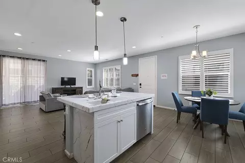Kitchen - 21730 Bene Dr, Saugus, CA 91350 photo 1 of 4