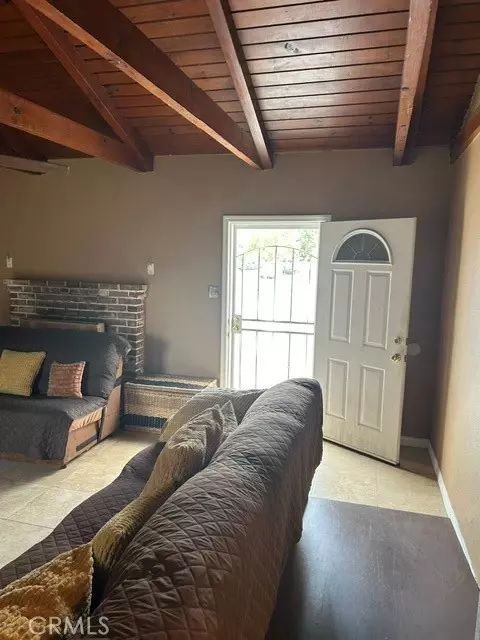 Entry Way - 1301 S Castlegate, Compton, CA 90221 photo 5 of 5