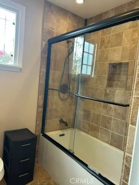 Bath - 1301 S Castlegate, Compton, CA 90221 photo 5 of 6