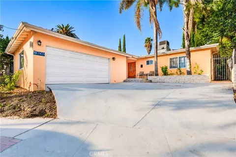 4707 Cardenas Ave, Woodland Hills, CA 91364