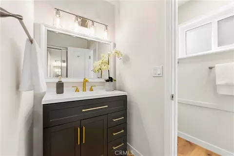 Bath - 3316 Dalhart, Simi Valley, CA 93063 photo 1 of 4