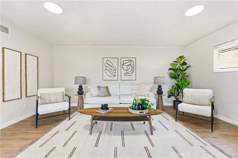 Living - 3316 Dalhart, Simi Valley, CA 93063 photo 5 of 9