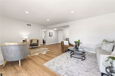 Living - 3316 Dalhart, Simi Valley, CA 93063 photo 4 of 9