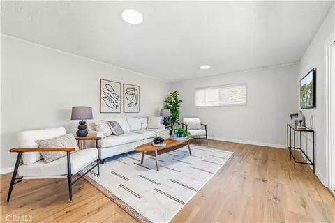 Living - 3316 Dalhart, Simi Valley, CA 93063 photo 6 of 9
