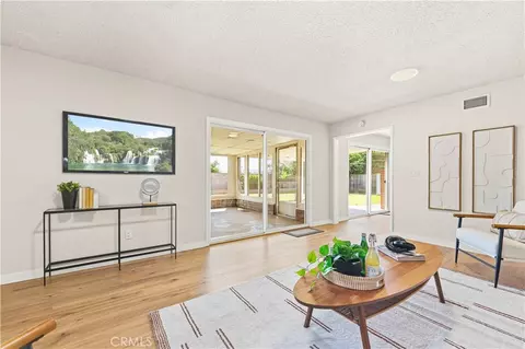 Living - 3316 Dalhart, Simi Valley, CA 93063 photo 9 of 9