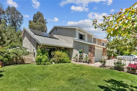 21911 Peppercorn Dr, Saugus, CA 91350
