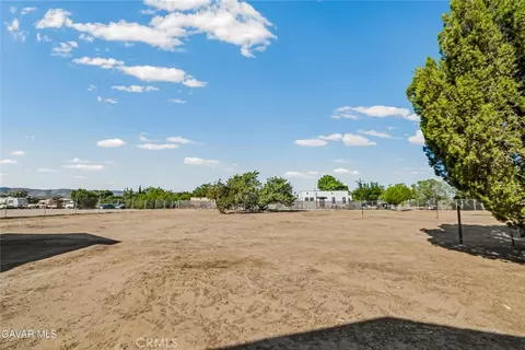 Exterior - 43061 41st Street West W, Lancaster, CA 93536 photo 8 of 9