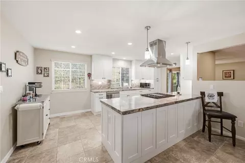 Kitchen - 856 Moffatt Cir, Simi Valley, CA 93065 photo 2 of 6