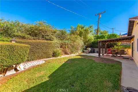 Exterior - 856 Moffatt Cir, Simi Valley, CA 93065 photo 4 of 5
