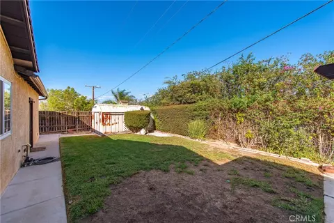 Exterior - 856 Moffatt Cir, Simi Valley, CA 93065 photo 3 of 5