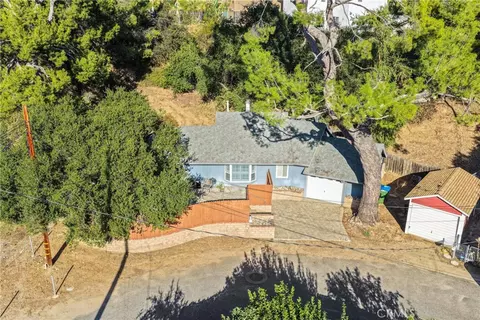 View/Area - 6489 Alta Gracia, Tujunga, CA 91042 photo 1 of 2
