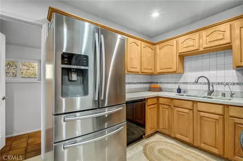 Kitchen - 6489 Alta Gracia, Tujunga, CA 91042 photo 3 of 3