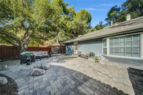 Exterior - 6489 Alta Gracia, Tujunga, CA 91042 photo 2 of 6