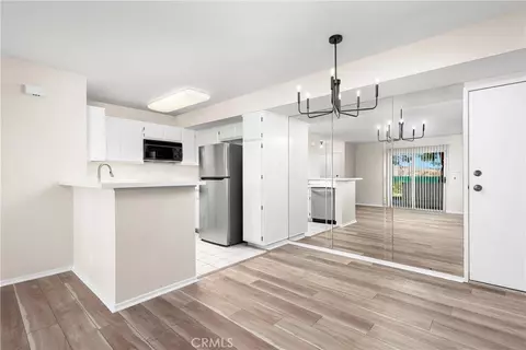 Dining - 21309 Eucalyptus Way #101, Newhall, CA 91321 photo 1 of 1