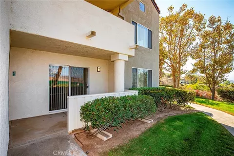 Exterior - 21309 Eucalyptus Way #101, Newhall, CA 91321 photo 5 of 10