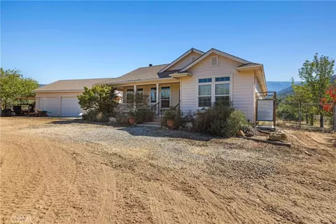 Exterior - 30271 Aliso Cyn, Acton, CA 93510 photo 14 of 16
