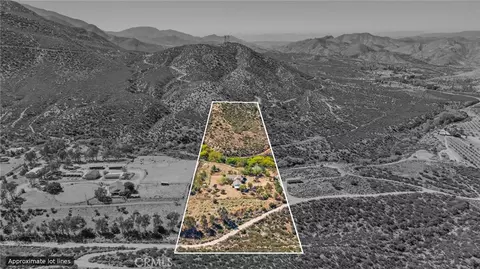 View/Area - 30271 Aliso Cyn, Acton, CA 93510 photo 3 of 15