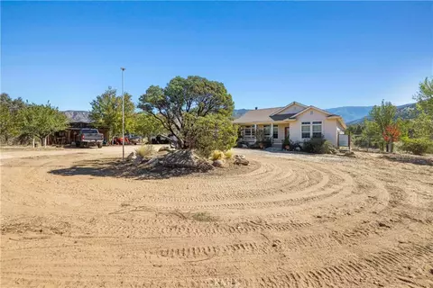 Exterior - 30271 Aliso Cyn, Acton, CA 93510 photo 4 of 16