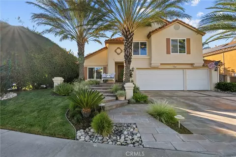 24521 Skyridge Dr, Newhall, CA 91321